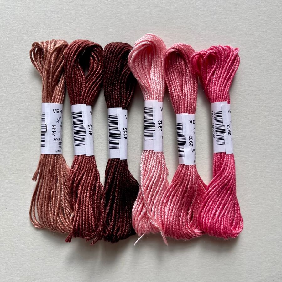 ドイツ　Alte Volkskunst Kreuzstich N e e d l e p r i n t: SOLD Alte Volkskunst * £12 €30 $65